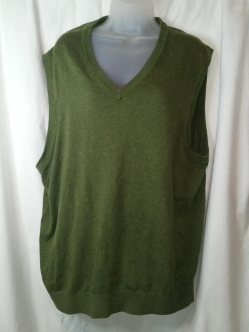Daniel Cremieux Signature Collection Olive V-Neck Sweater Vest Supima Cotton XL